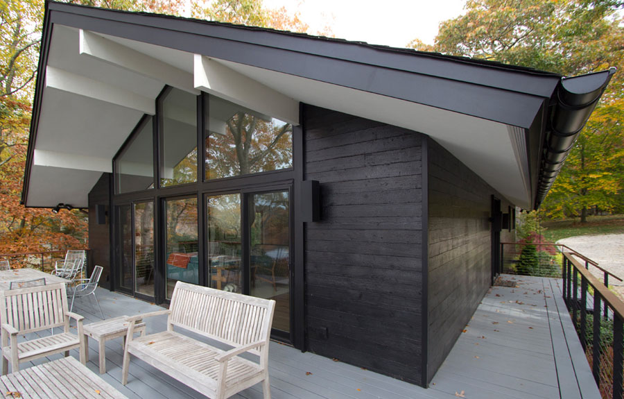 Shou sugi ban burnt wood siding | Green Home Guide | Ecohome