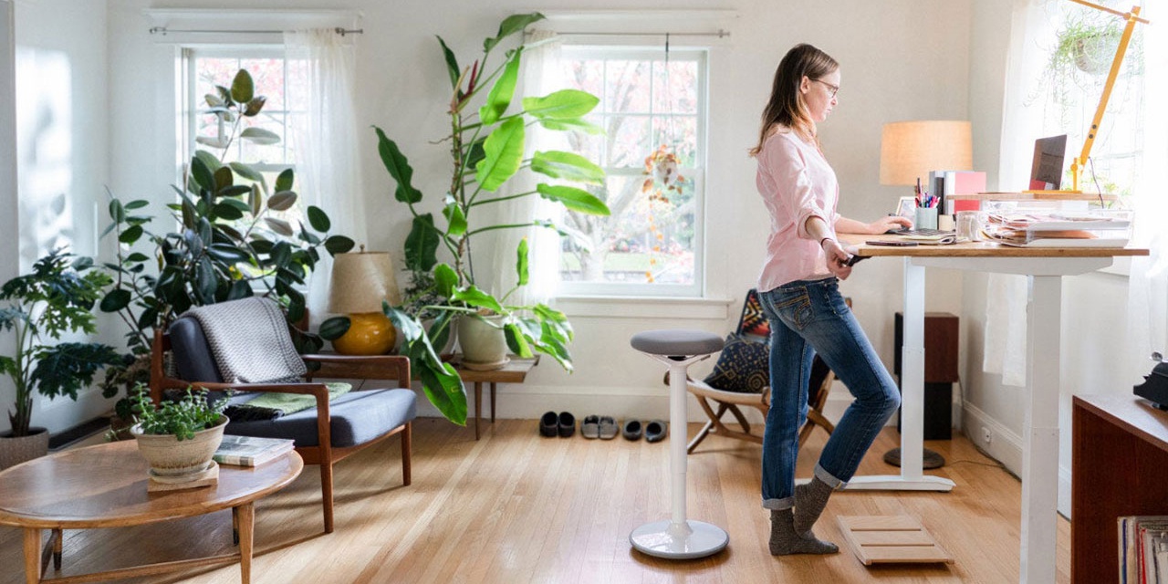 Your Home Office Is an Ergonomic Time Bomb. Here's How to Make It