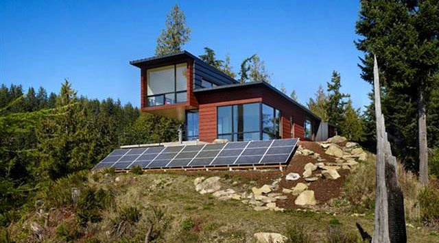 Off Grid Living With Solar Panels And Home Battery Backup